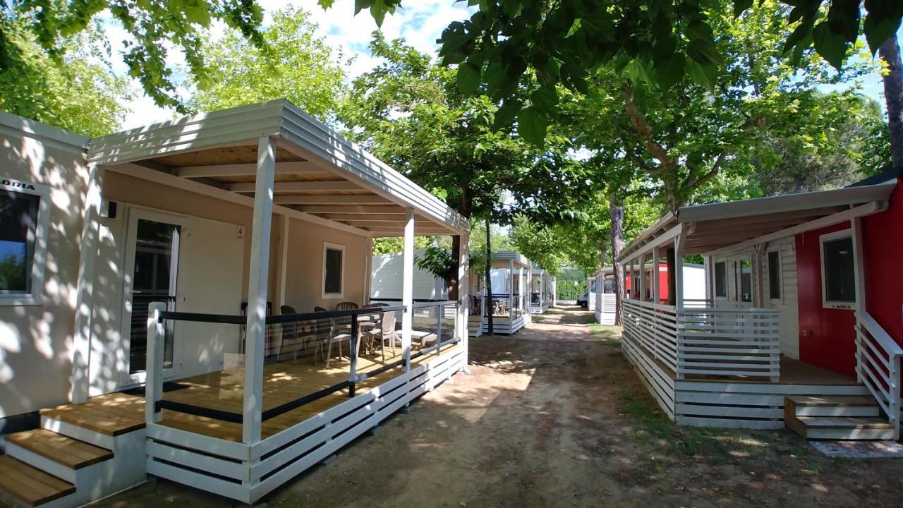 Victoria Mobilehome In Union Camping Cavallino Exterior foto